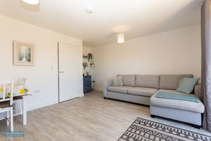 Sitting Room- click for photo gallery